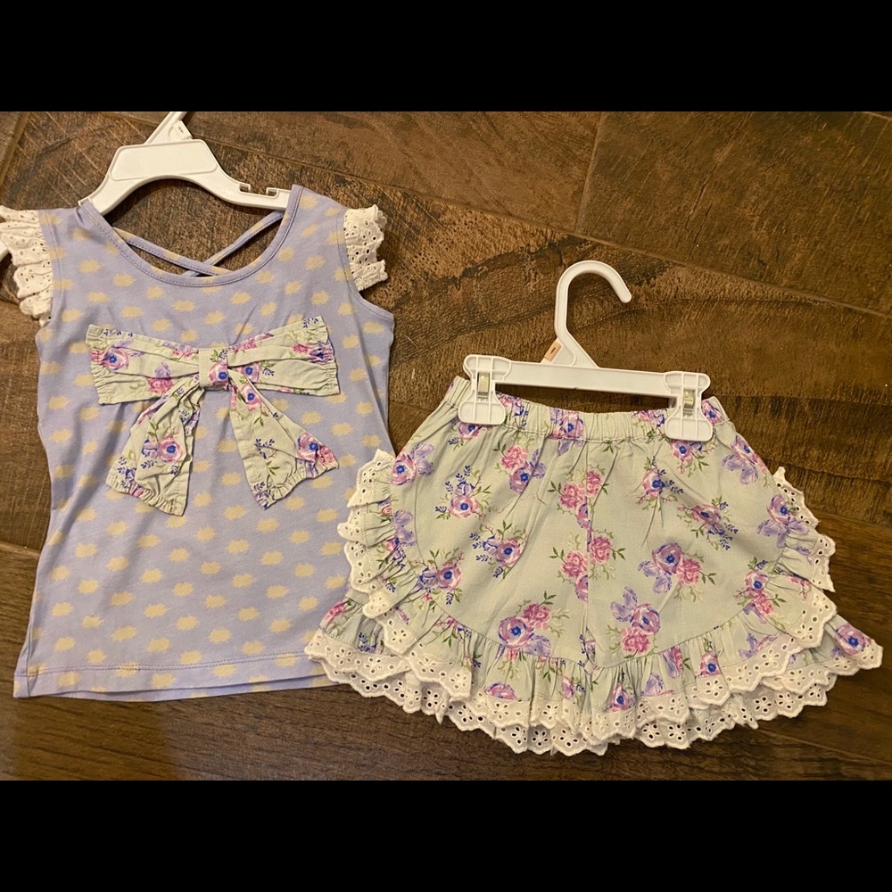NWOT Mustard Pie set! 4t